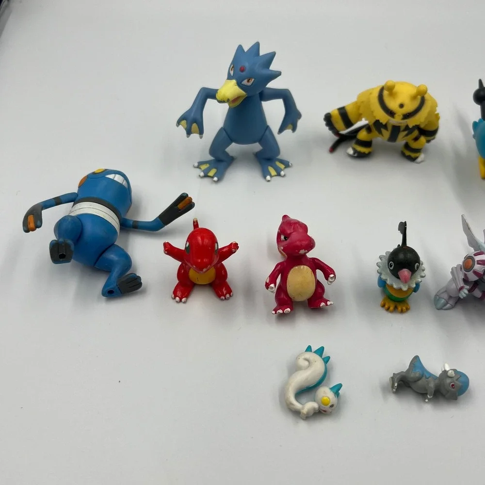 TOMY Pokemon Nintendo Mini Action Figure Lot of 13 Toy Set‎